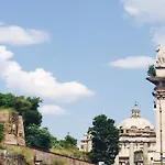 Oda ve Kahvaltı Orange Garden Roma